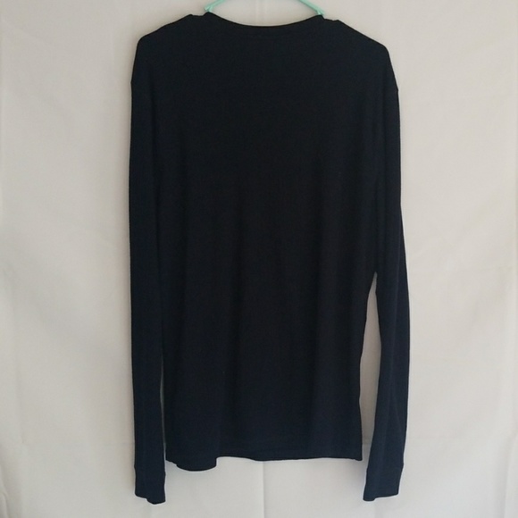 Vince man long sleeves. - Picture 3 of 6